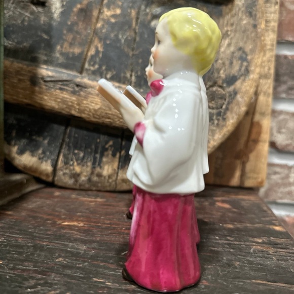 Vintage Ceramic Choir Boys Made in Japan - Picture 5 of 10